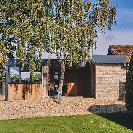 Shepherd'S Lodge *